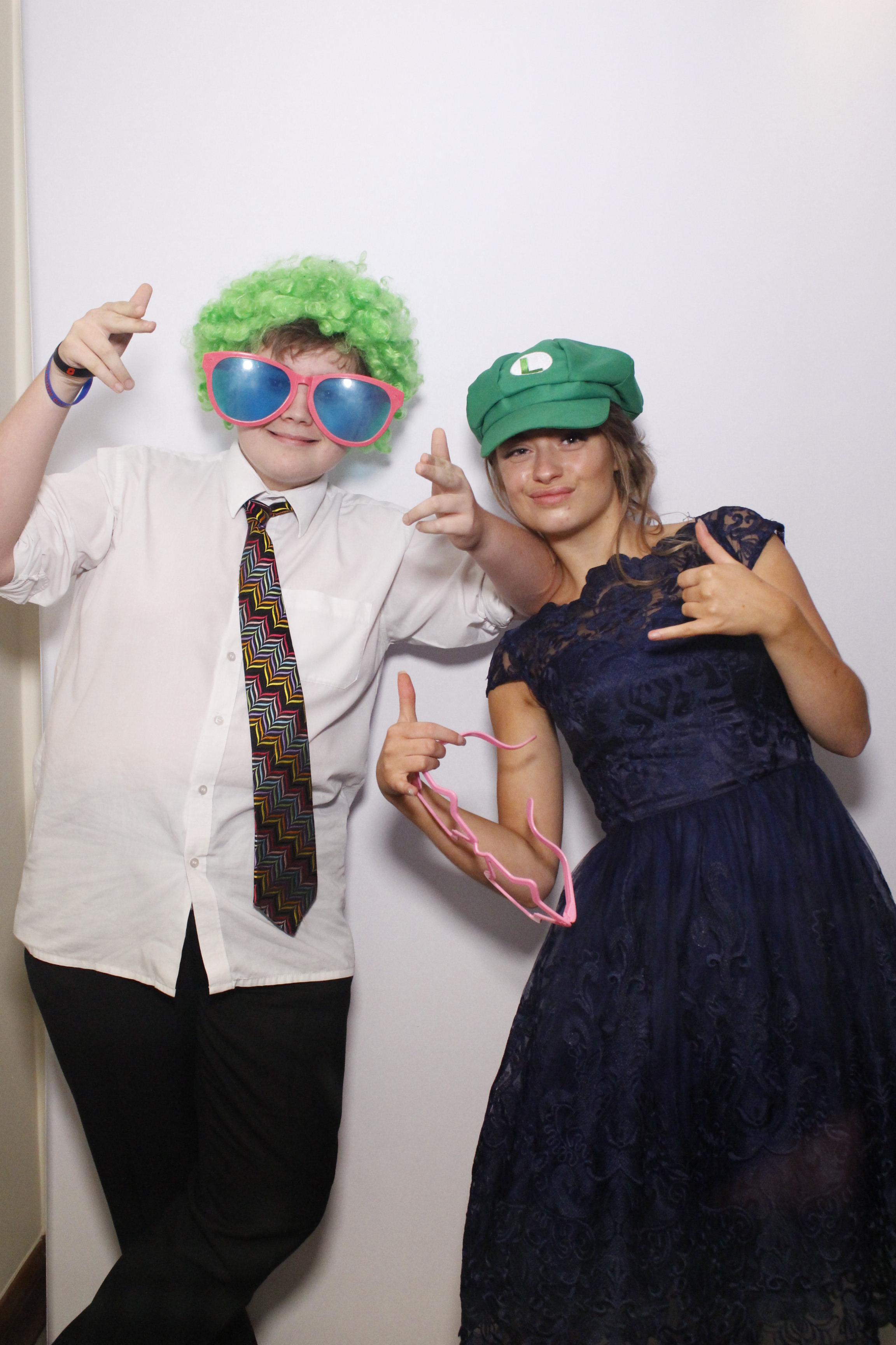 Luke & Emily's Wedding | View more photos from the event at gallery.myphotoboothexperience.co.uk/u/MyPhotoBoothExperienceLtd/Luke-Emilys-Wedding